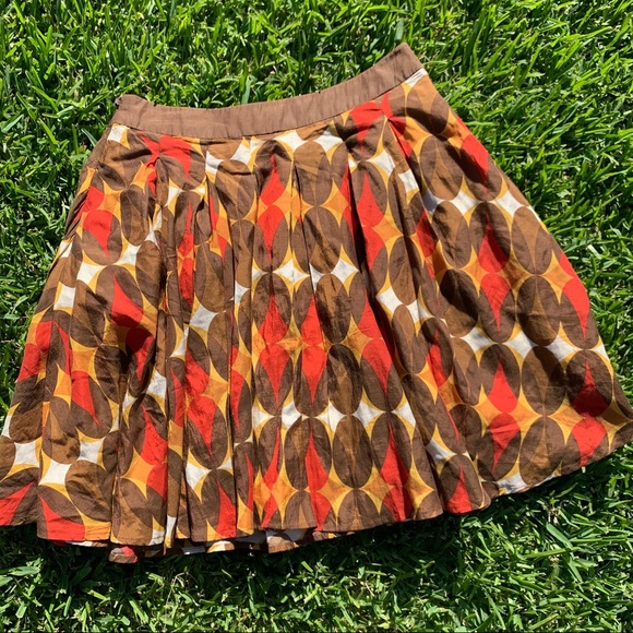 ❤️💛🖤 Geometric Shapes Stuck Skirt by XX1🖤💛❤️ - Picture 5 of 8